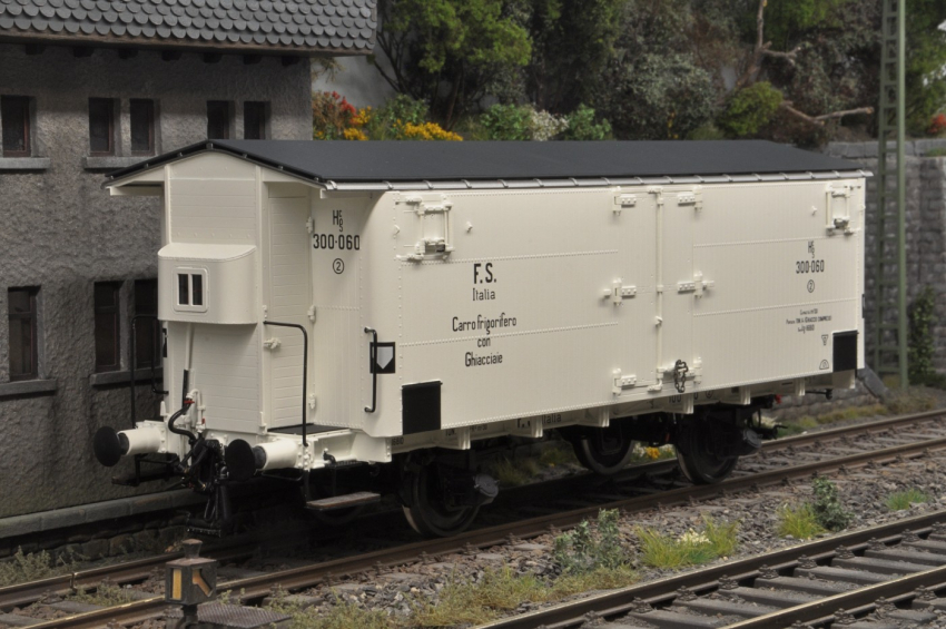 Dingler Spitzdach-Kühlwagen Hgc mit Bremserhaus der FS (Ferrovie dello Stato) Ep. II