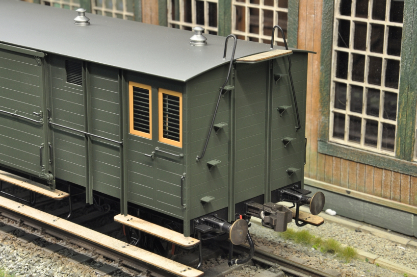 Dingler Bausatz 2achs. Packwagen DB Neuheit 2020