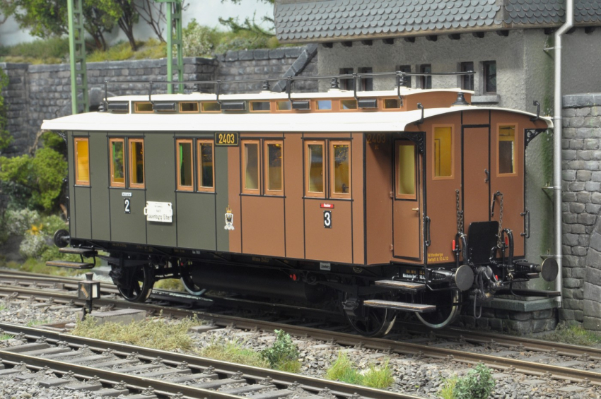 Dingler Preuß. 2-achs. Wagen-Set, Post-Gepäckwagen & Abteilwagen 2. / 3. Kl.  (2. Hand)
