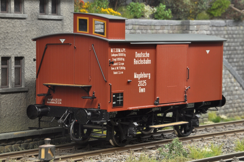 Fine Models "gedeckter Güterwagen" Gwn mit Bremserhaus DRG Ep. II