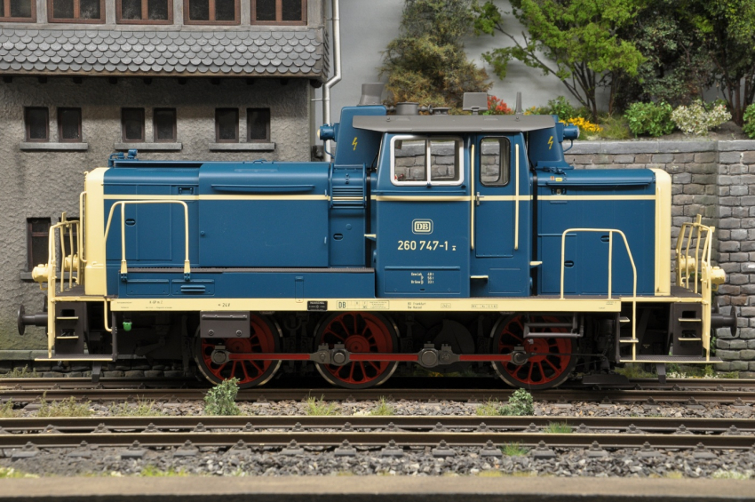 Preview: KM1 BR260 747-1 DB Ep.IV (2. Hand)