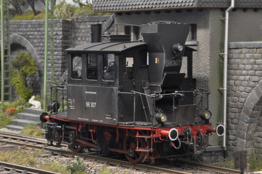 Preview: KM1 BR 98 307 "Glaskasten" der DB Ep.IIIb, gealtert & gesupert (2. Hand)