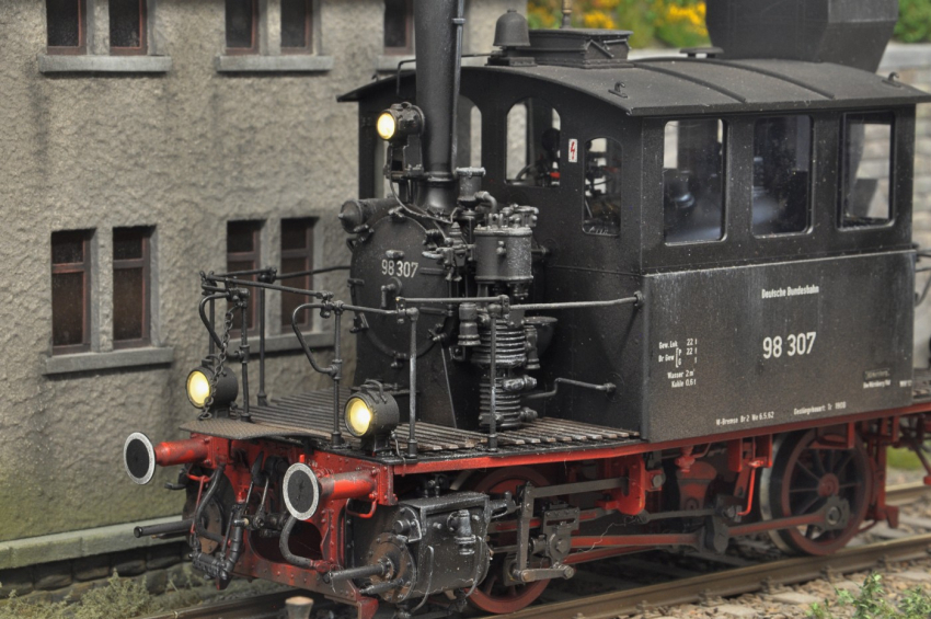 Preview: KM1 BR 98 307 "Glaskasten" der DB Ep.IIIb, gealtert & gesupert (2. Hand)