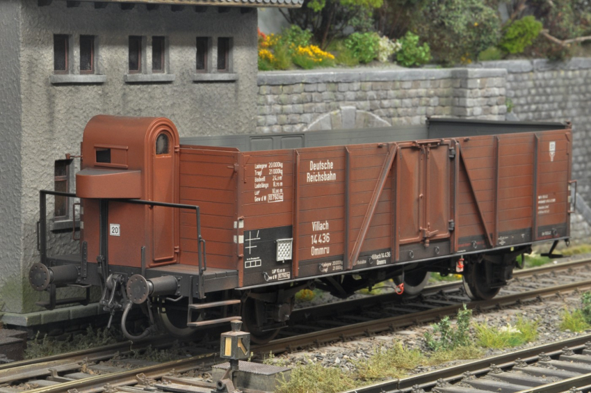 KM1 Ommru 33 "Villach" der DRG Ep.II mit Bremserhaus gealtert