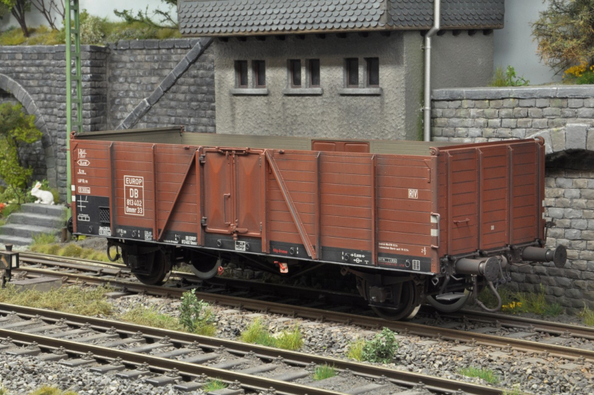 KM1 Ommr 33 "Villach" der DB Ep.IIIa ohne Bremserhaus gealtert