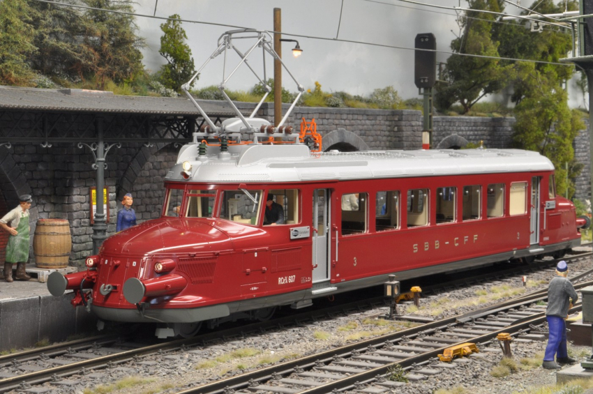 Märklin Triebwagen RCe 2/4 "Roter Pfeil" der OeBB