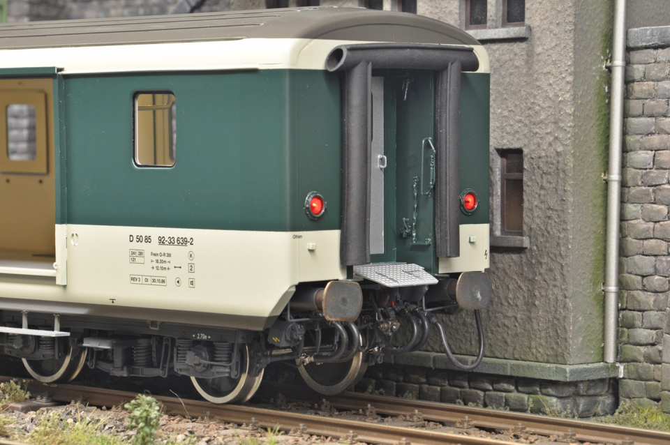 Dingler / Lokladen 4-achsiger Packwagen der SBB