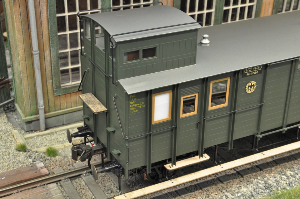 Dingler Bausatz 2achs. Packwagen DB Neuheit 2020