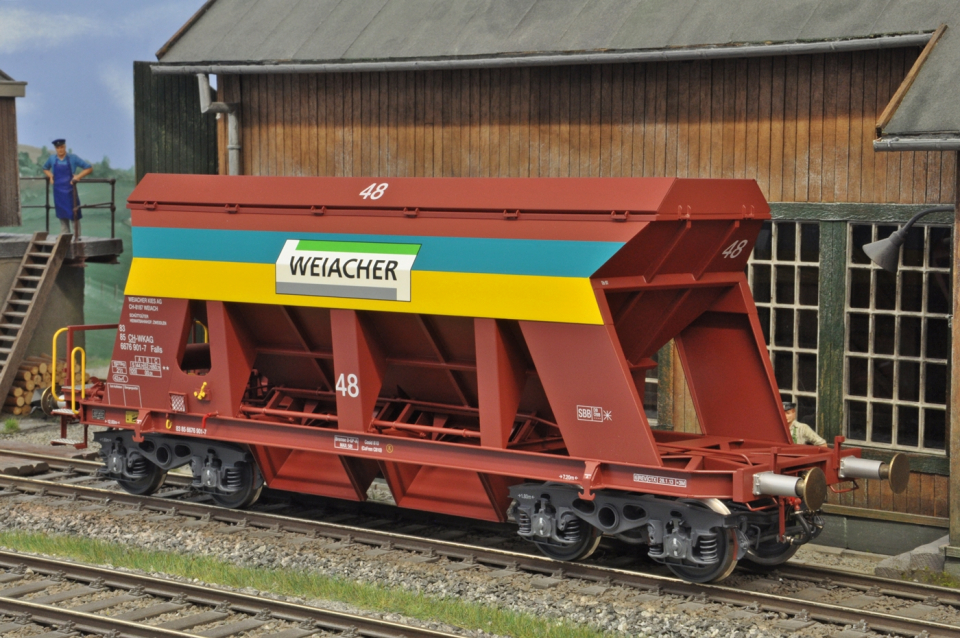 Dingler/Lokladen 4-achs. Kieswagen "Weiacher Kies AG"