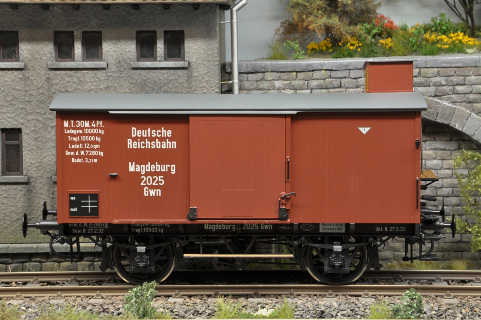 Fine Models "gedeckter Güterwagen" Gwn mit Bremserhaus DRG Ep. II