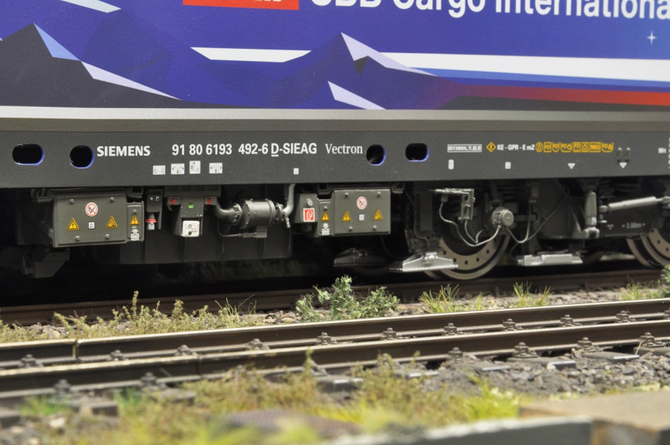 KM1 BR 193 492 "Vectron", SBB Cargo Nightpiercer "Rhein"