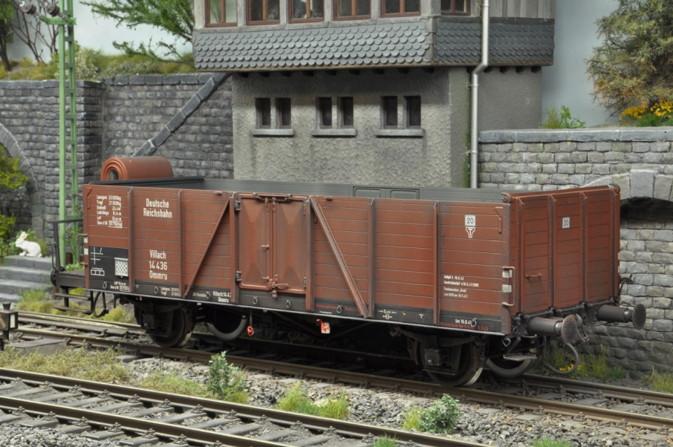 KM1 Ommru 33 "Villach" der DRG Ep.II mit Bremserhaus gealtert