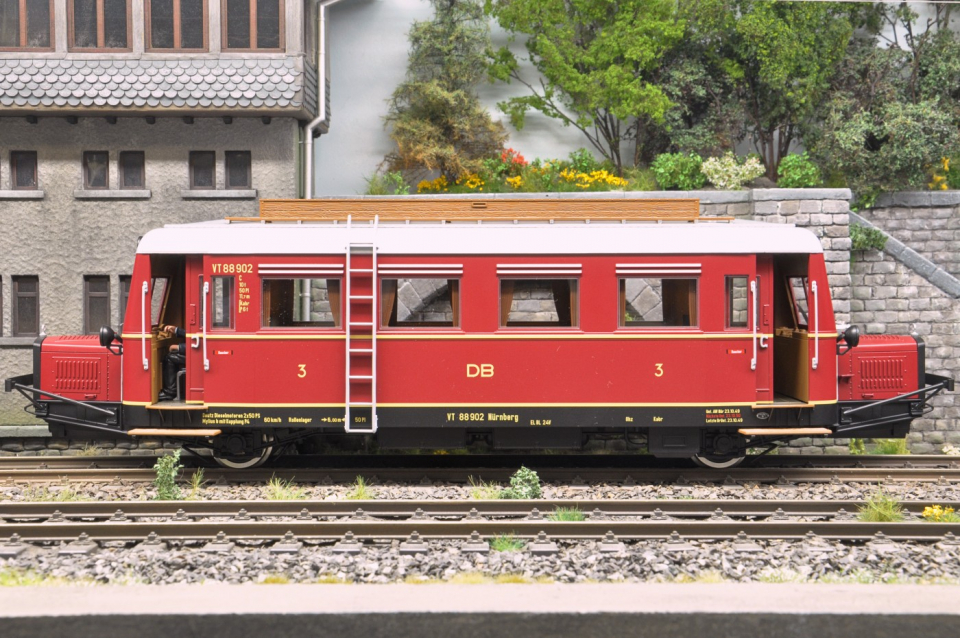 Märklin VT 88.9 der DB Dieseltriebwagen "Schweineschnäuzchen" Neuheit