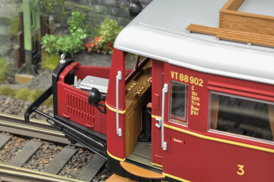 Märklin VT 88.9 der DB Dieseltriebwagen "Schweineschnäuzchen" Neuheit