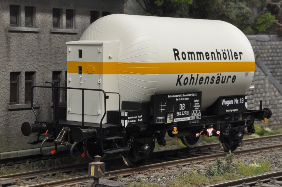Steiner Modellwerke Druckgaskesselwagen "Rommenhöller" Ep.IIIb der DB, NEM Radsätze