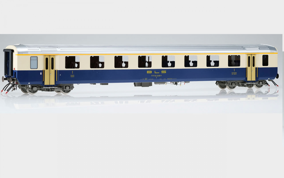 Dingler 4-achsige Schnellzugwagen der BLS Neuheit 2021
